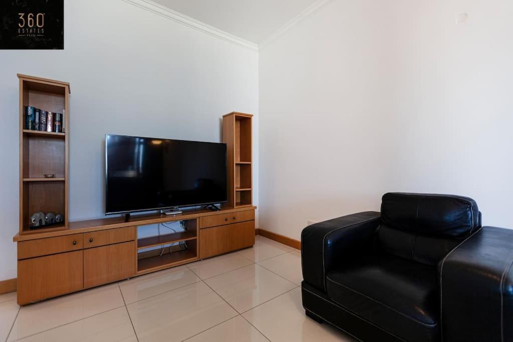 Comfortable Penthouse, Served With Lift, Wifi & Ac By 360 Estates Gzira Eksteriør billede